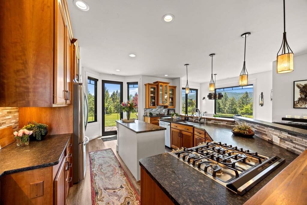3 Bedroom Single Family Home/House's Image 5