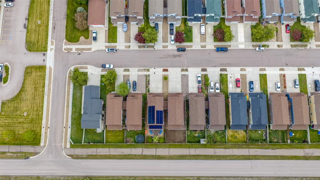 3 Bedroom Villa/Townhouse's Image 33