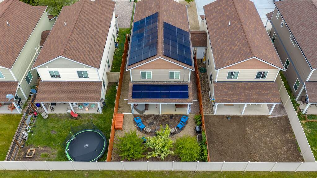 3 Bedroom Villa/Townhouse's Image 36