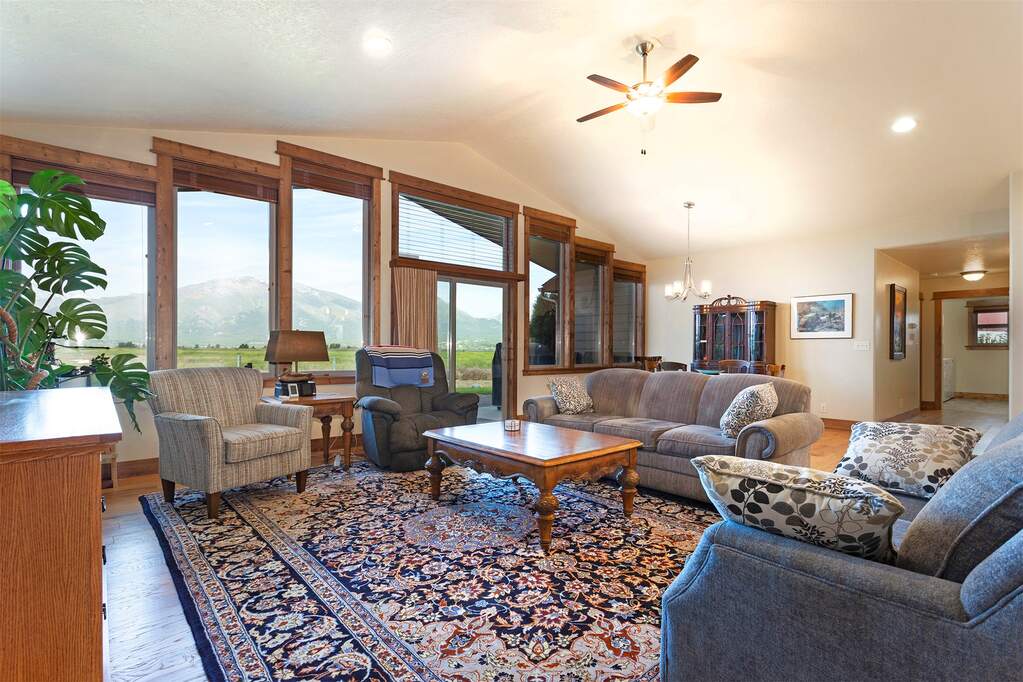 3 Bedroom Single Family Home/House's Image 12