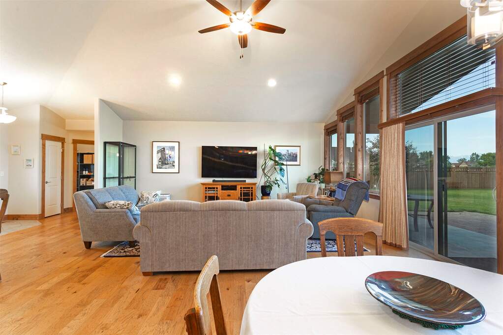3 Bedroom Single Family Home/House's Image 15