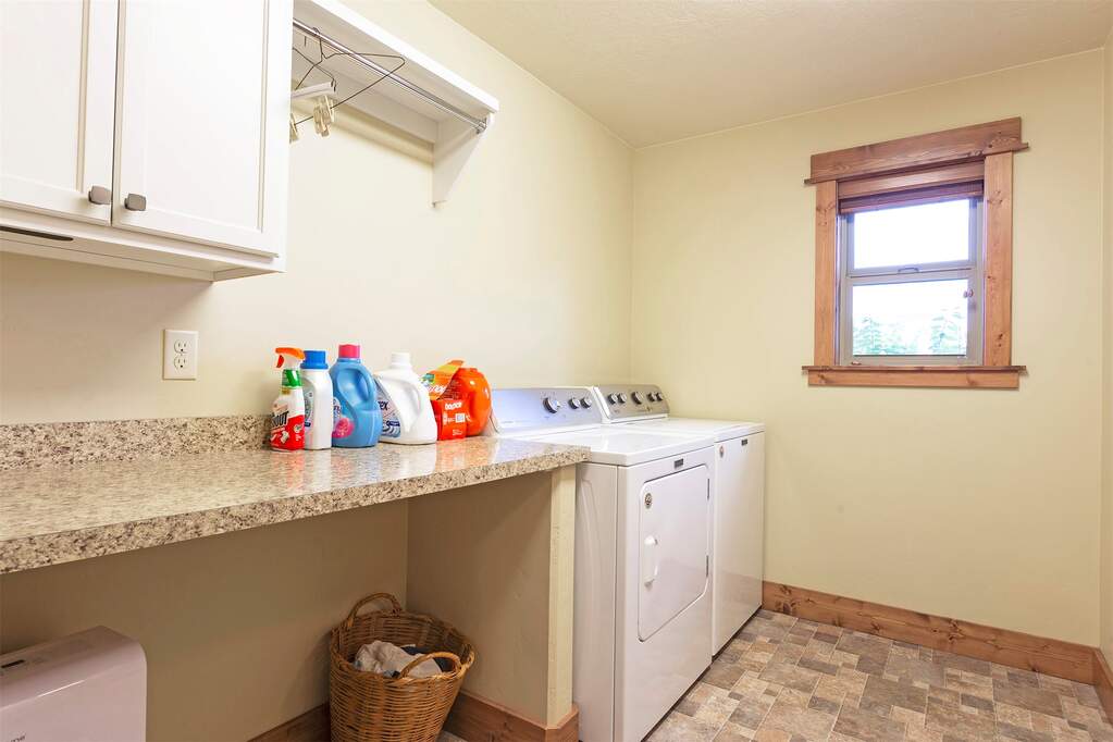 3 Bedroom Single Family Home/House's Image 33