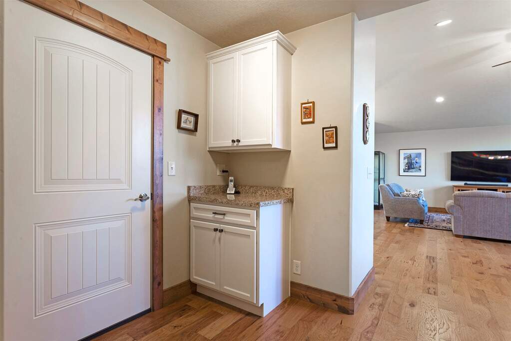 3 Bedroom Single Family Home/House's Image 34