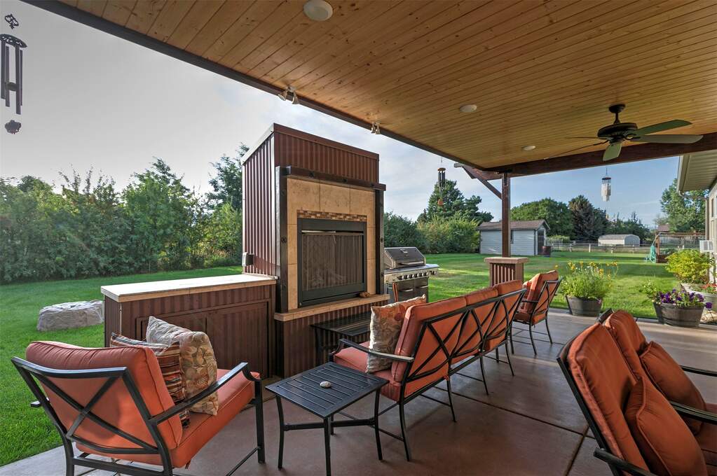 4 Bedroom Single Family Home/House's Image 7
