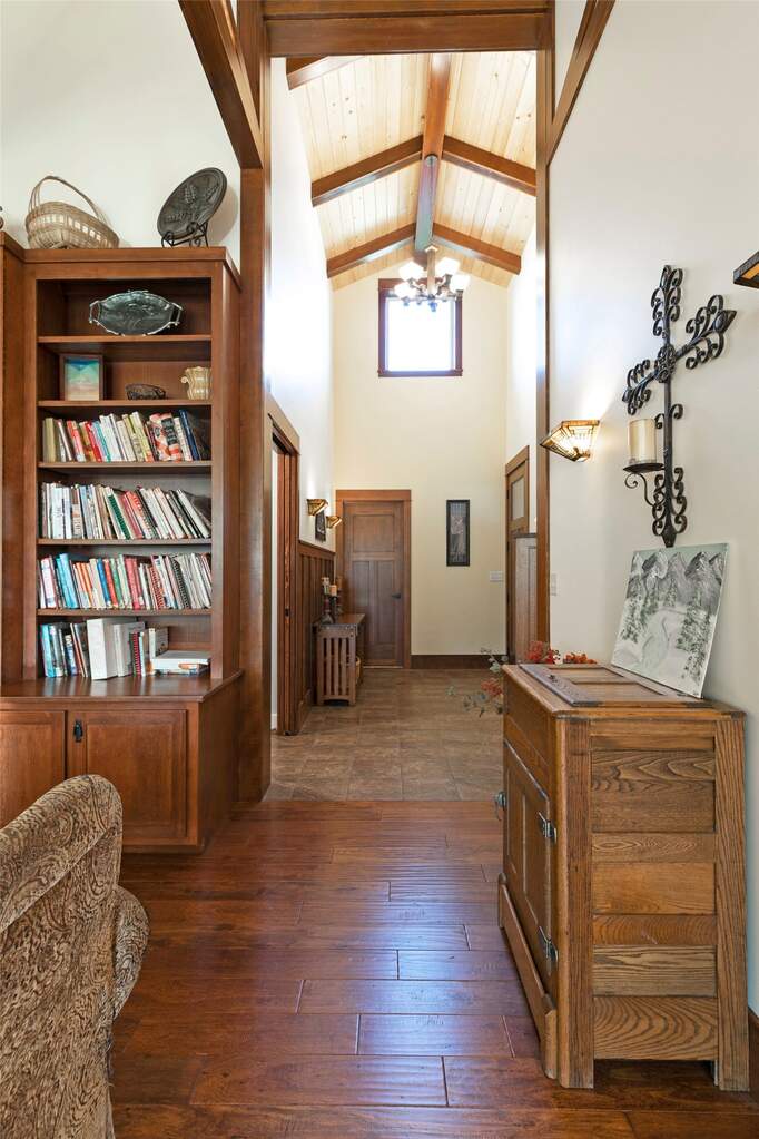 4 Bedroom Single Family Home/House's Image 24