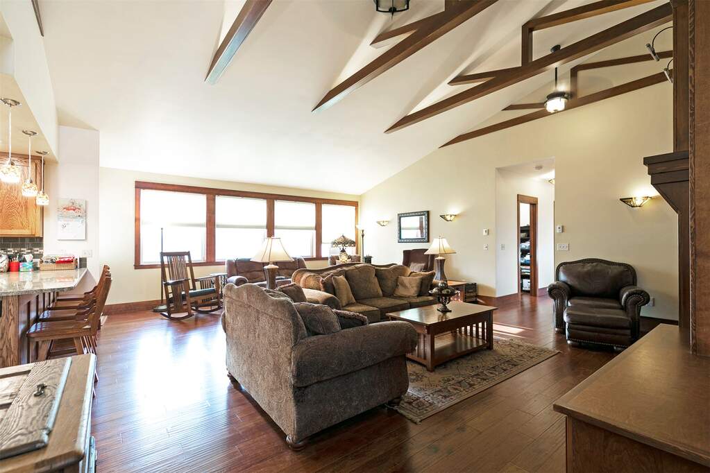 4 Bedroom Single Family Home/House's Image 25