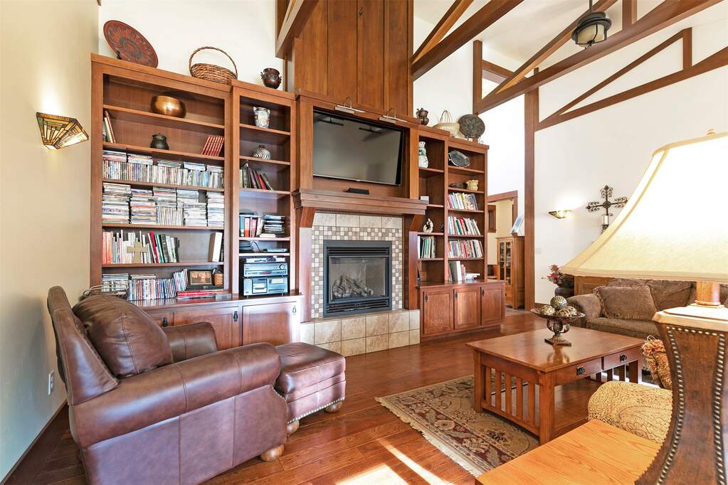 4 Bedroom Single Family Home/House's Image 27
