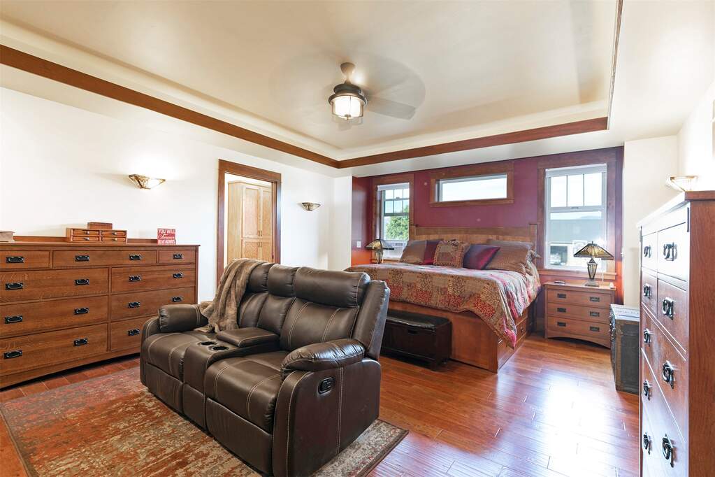 4 Bedroom Single Family Home/House's Image 40