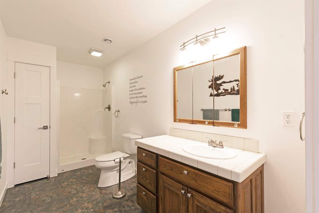 4 Bedroom Single Family Home/House's Image 61