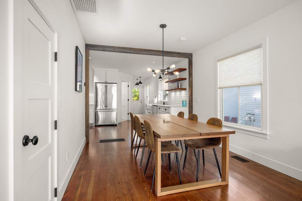 2 Bedroom Single Family Home/House's Image 8