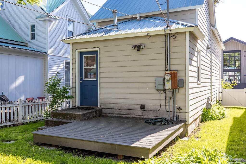 2 Bedroom Single Family Home/House's Image 27
