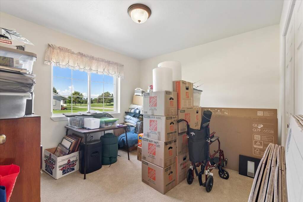 3 Bedroom Single Family Home/House's Image 14