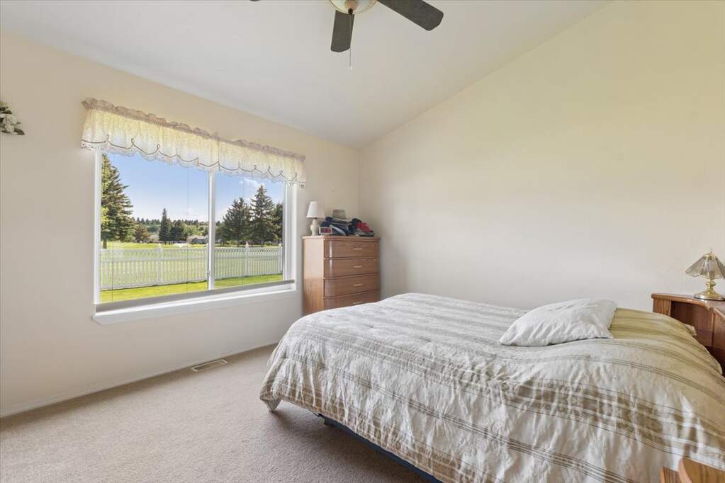 3 Bedroom Single Family Home/House's Image 20