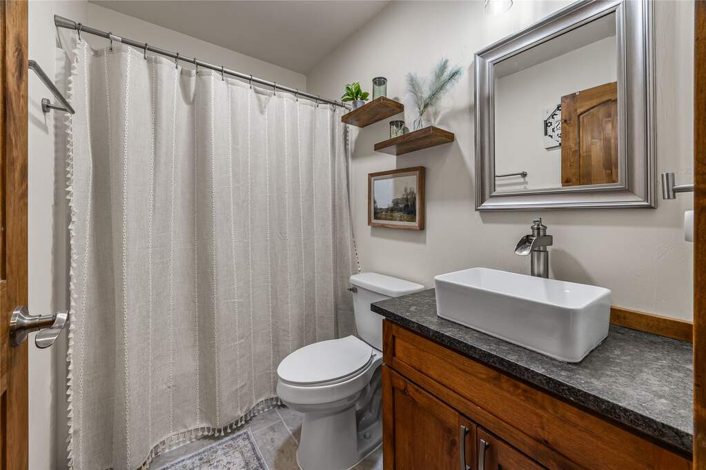 3 Bedroom Single Family Home/House's Image 16