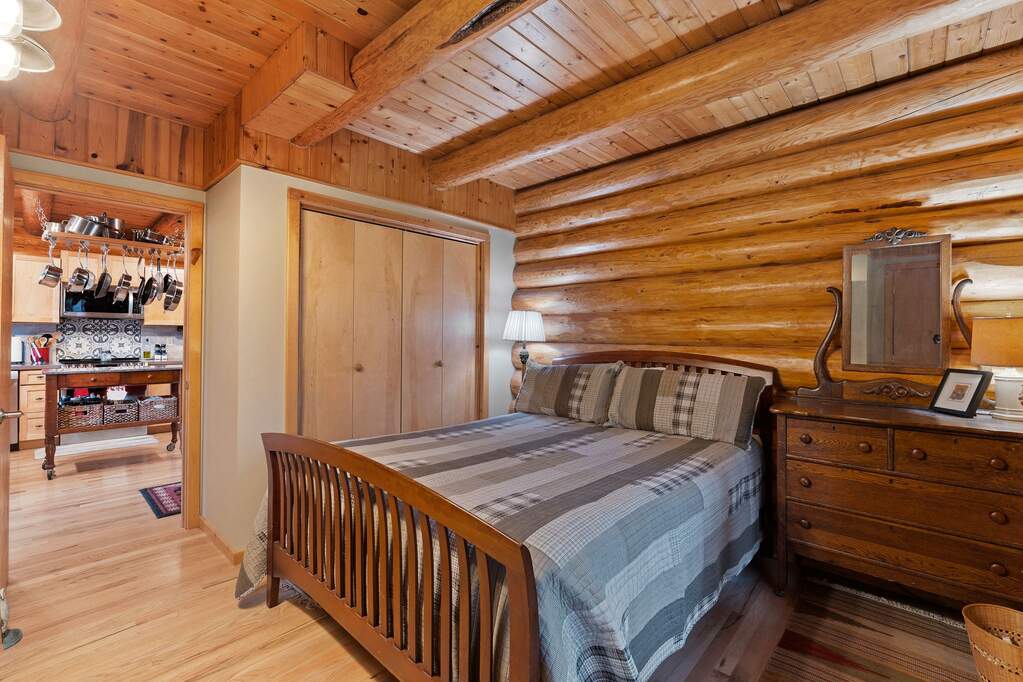 3 Bedroom Single Family Home/House's Image 14