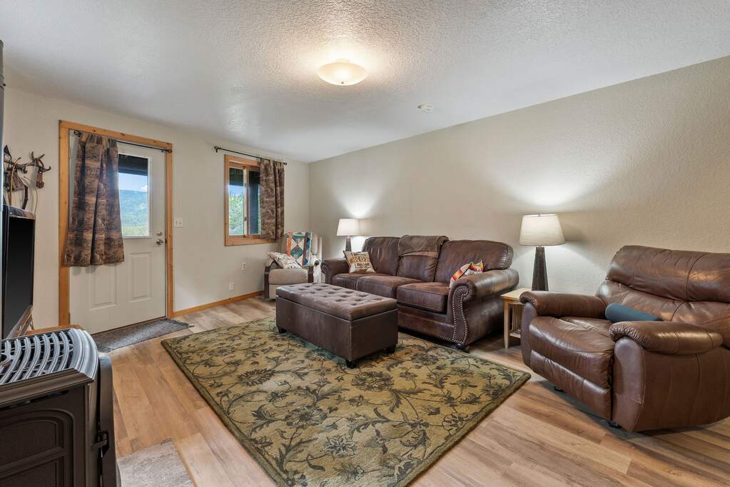 3 Bedroom Single Family Home/House's Image 21