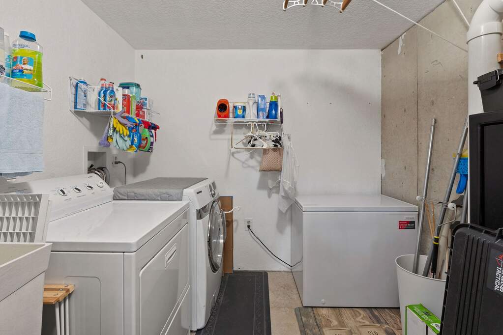 3 Bedroom Single Family Home/House's Image 27
