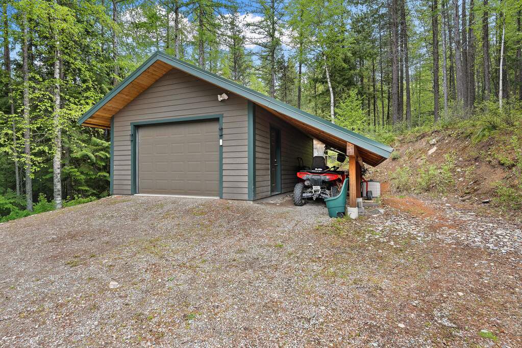 3 Bedroom Single Family Home/House's Image 47