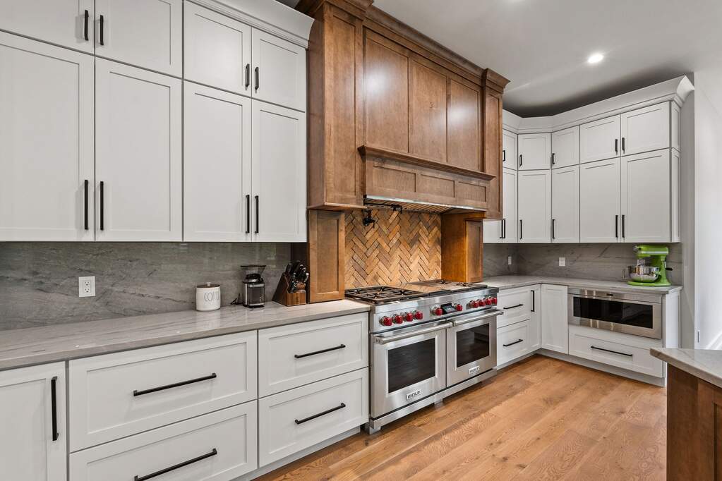 5 Bedroom Single Family Home/House's Image 22