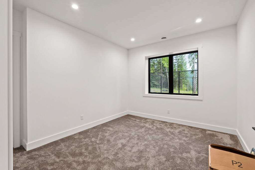 5 Bedroom Single Family Home/House's Image 50