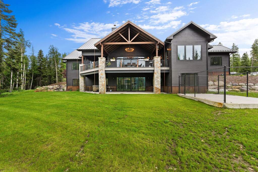 5 Bedroom Single Family Home/House's Image 63