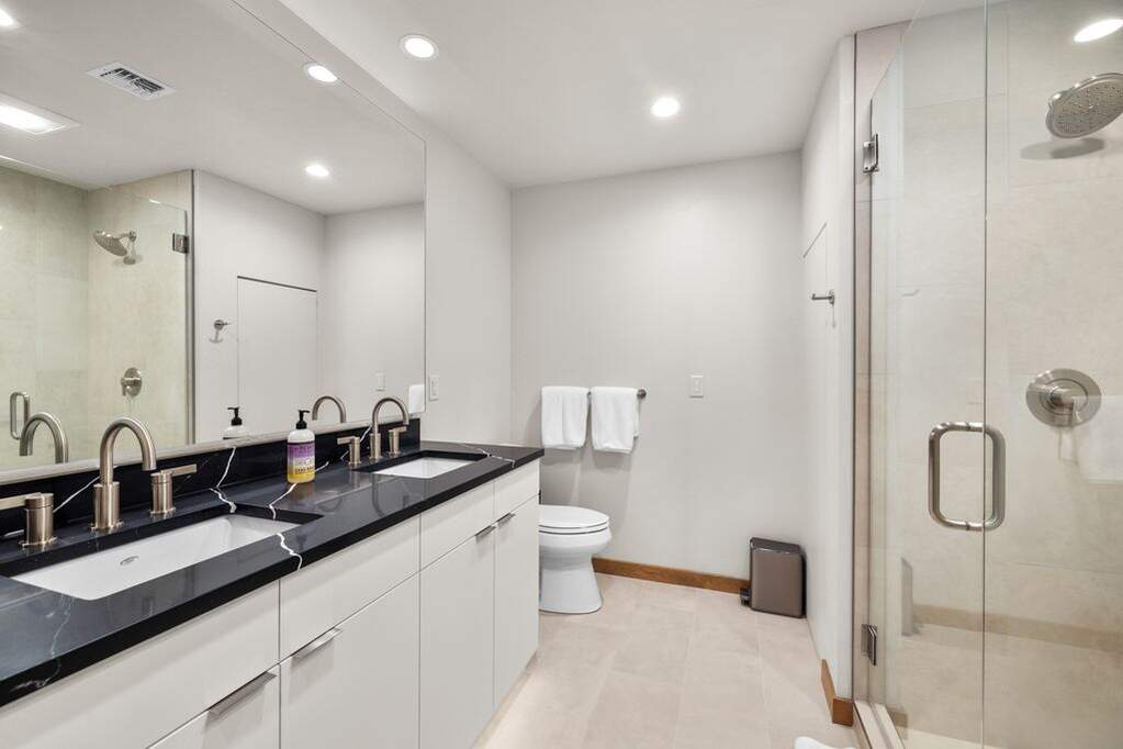 2 Bedroom Apartment/Flat's Image 13