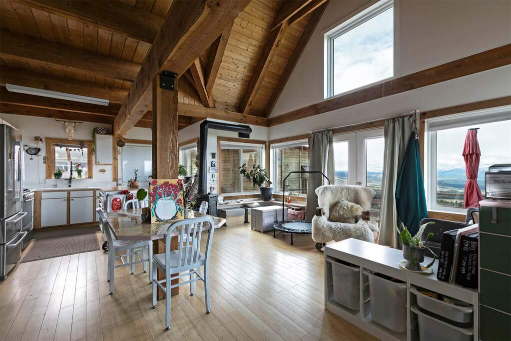 3 Bedroom Single Family Home/House's Image 11