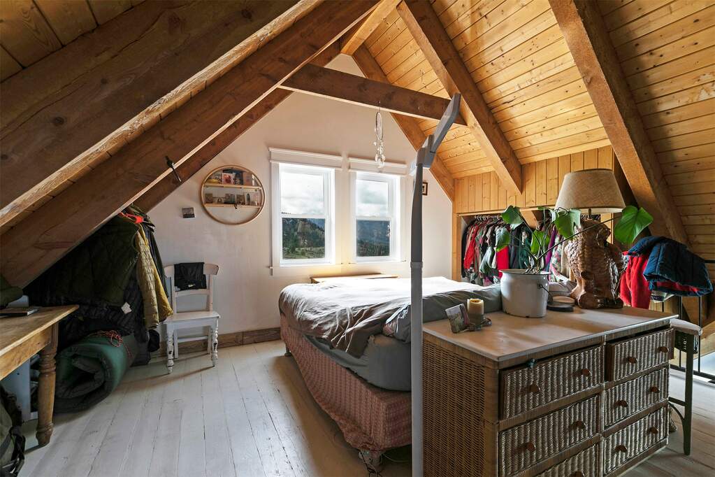 3 Bedroom Single Family Home/House's Image 17