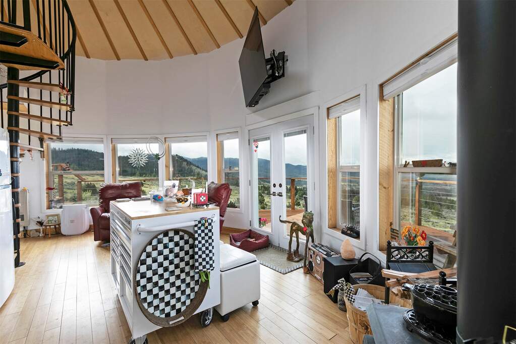 3 Bedroom Single Family Home/House's Image 28