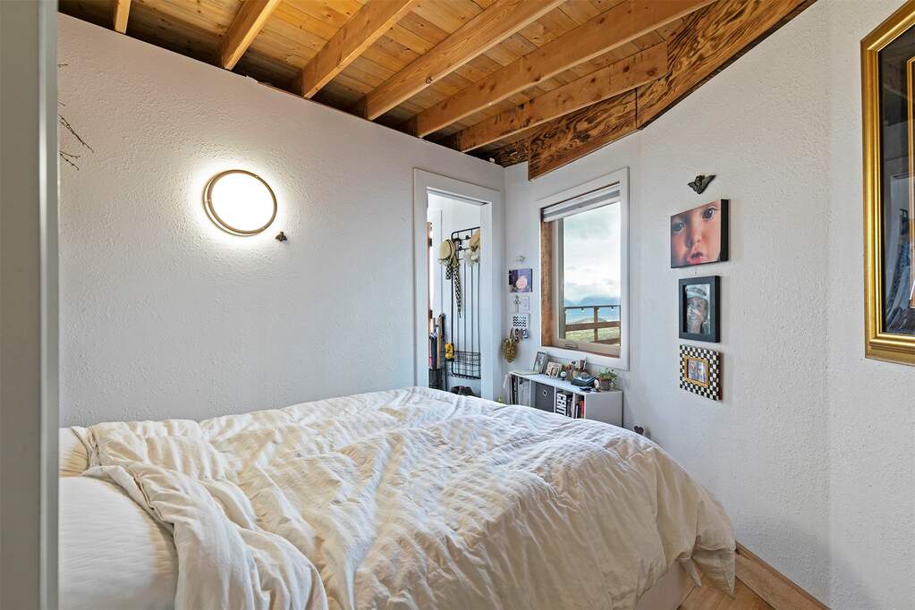 3 Bedroom Single Family Home/House's Image 34