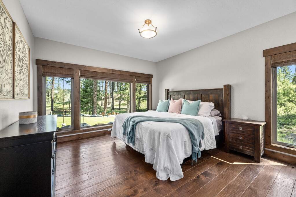 4 Bedroom Single Family Home/House's Image 18