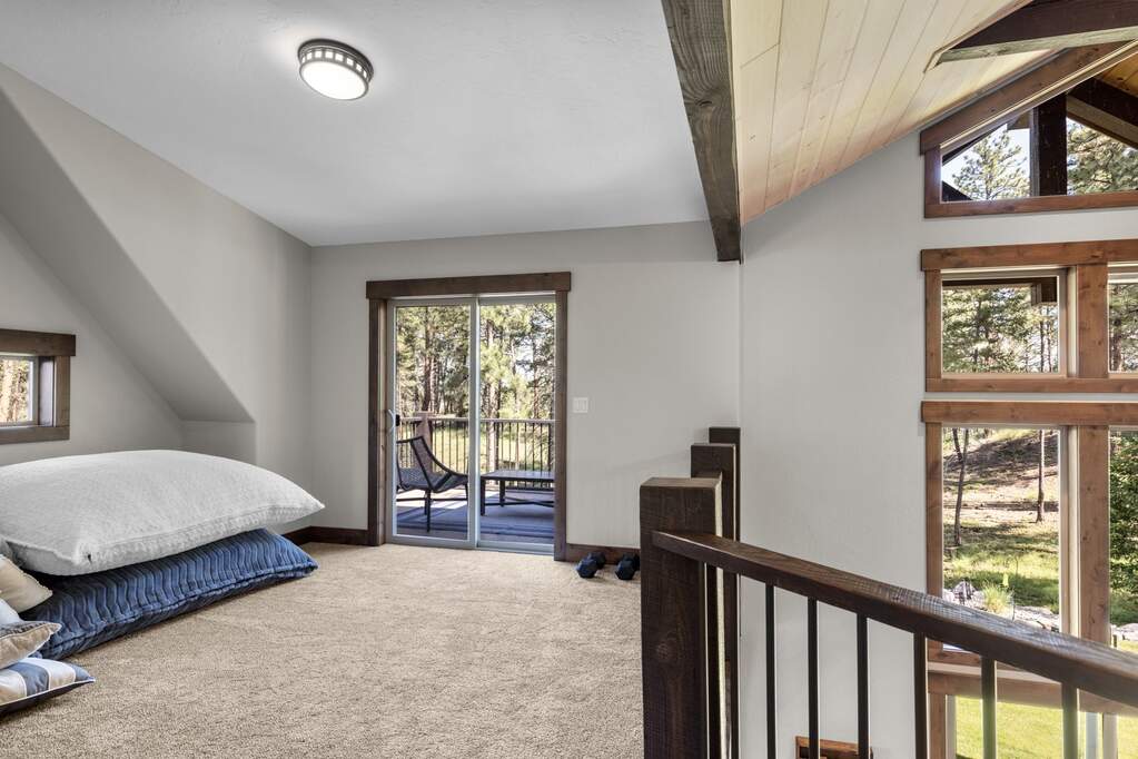 4 Bedroom Single Family Home/House's Image 28