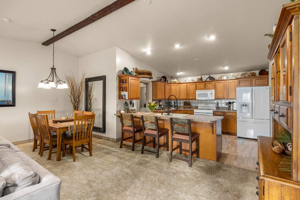 3 Bedroom Villa/Townhouse's Image 19