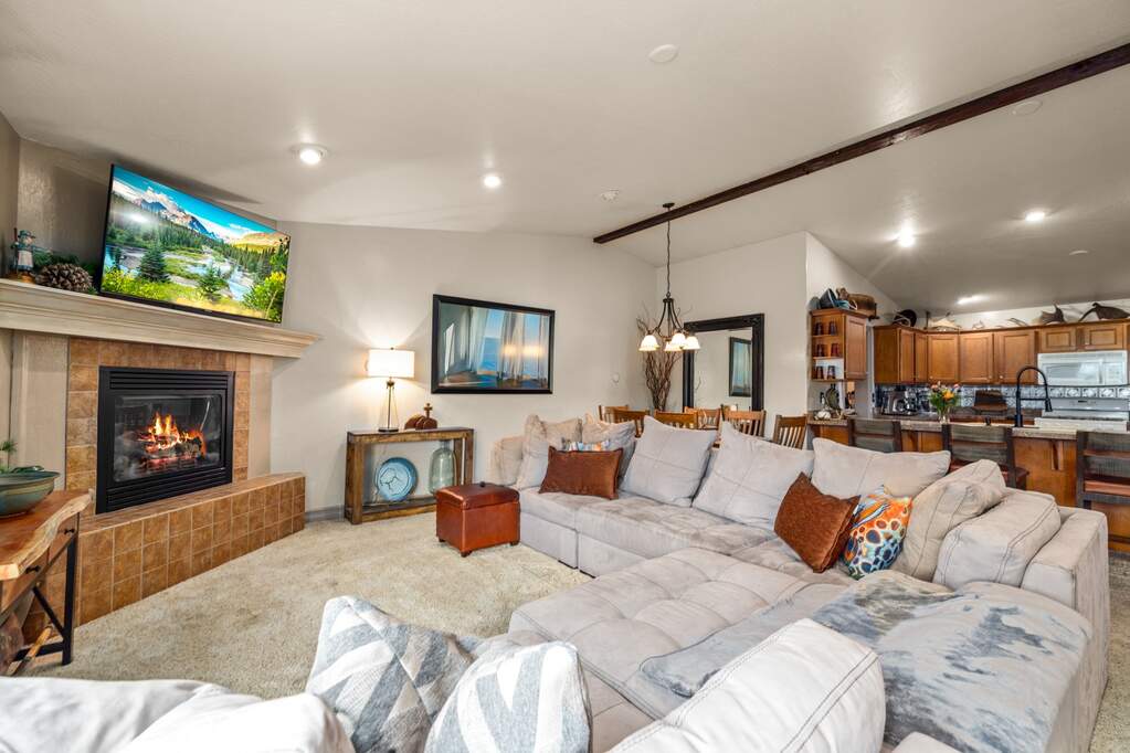 3 Bedroom Villa/Townhouse's Image 23