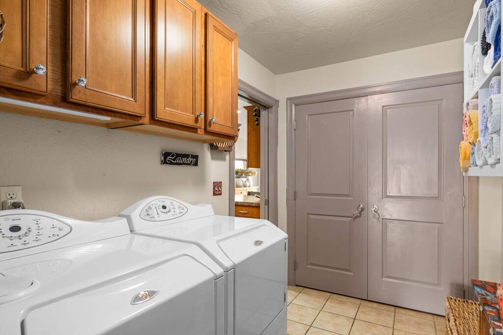 3 Bedroom Villa/Townhouse's Image 34