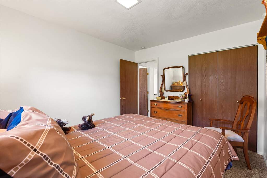8 Bedroom Multi Unit's Image 19