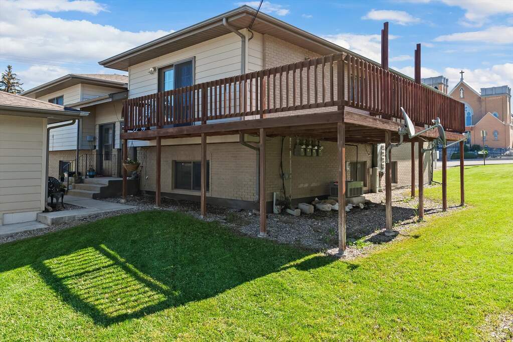8 Bedroom Multi Unit's Image 25