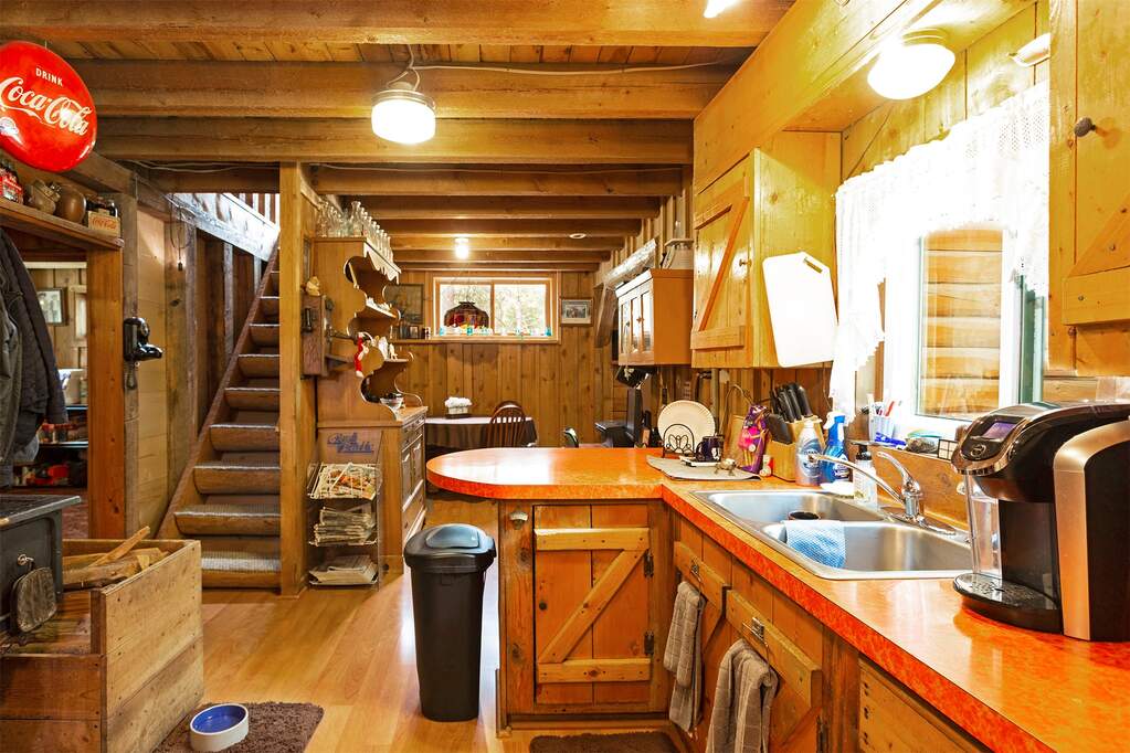 2 Bedroom Single Family Home/House's Image 12
