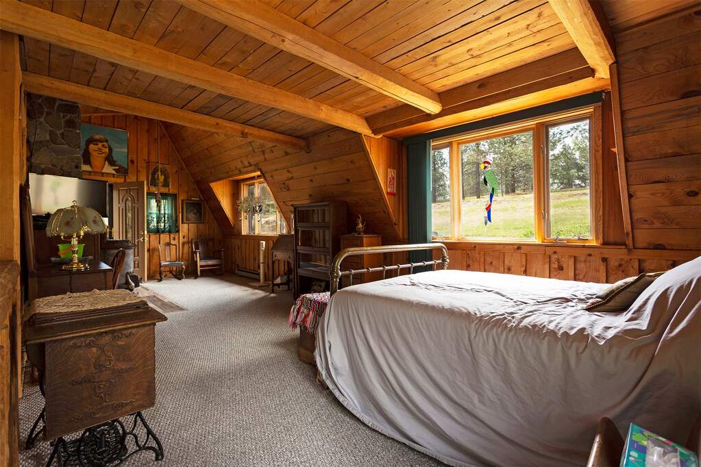 2 Bedroom Single Family Home/House's Image 15