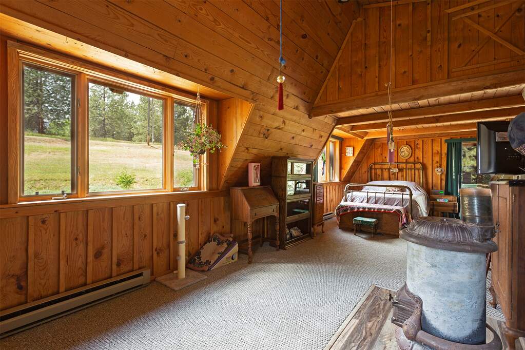 2 Bedroom Single Family Home/House's Image 16