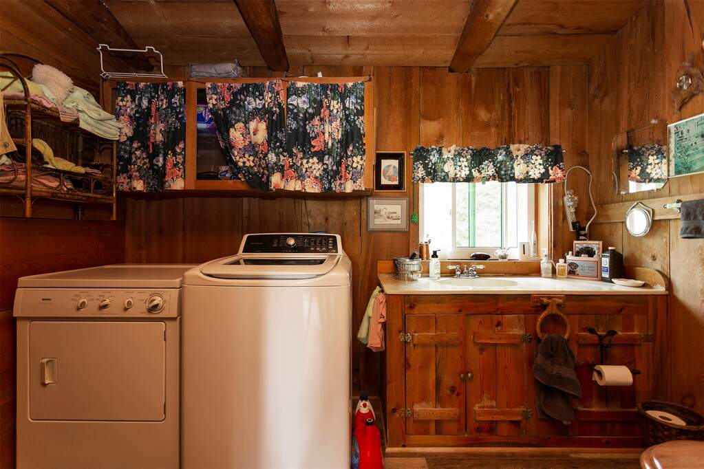 2 Bedroom Single Family Home/House's Image 20