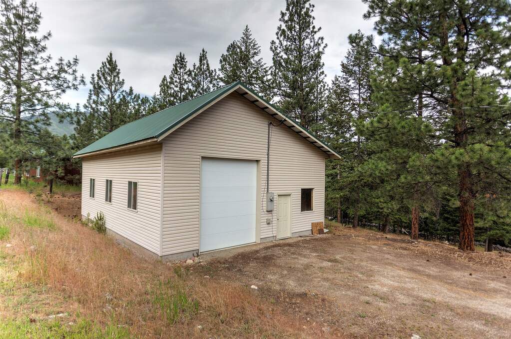 2 Bedroom Single Family Home/House's Image 28