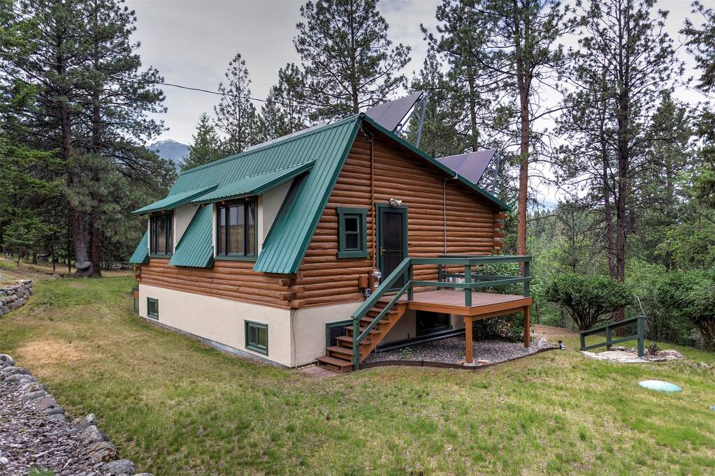 2 Bedroom Single Family Home/House's Image 4