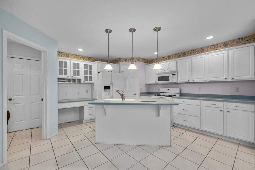 3 Bedroom Single Family Home/House's Image 11