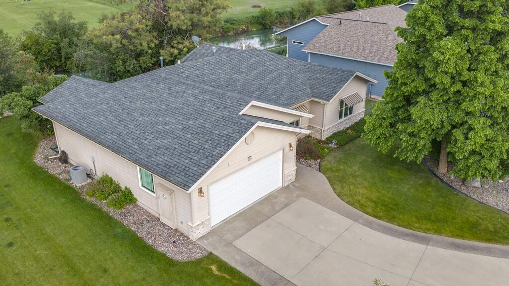 3 Bedroom Single Family Home/House's Image 38