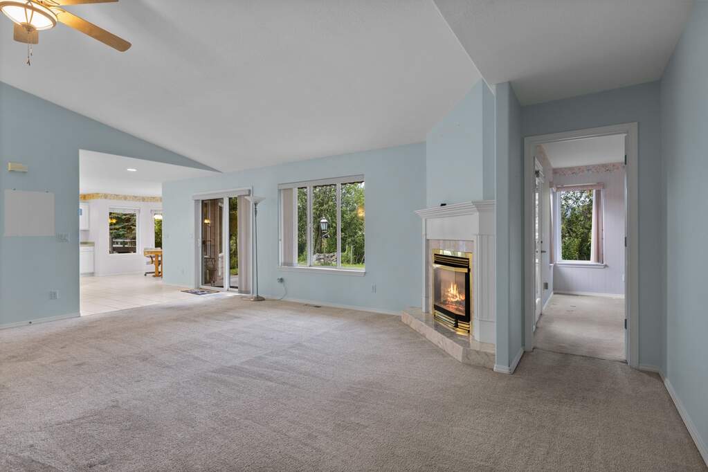 3 Bedroom Single Family Home/House's Image 6