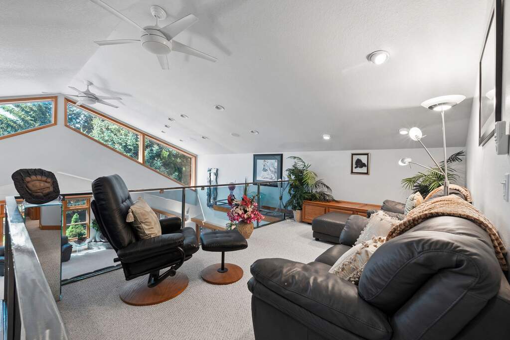 3 Bedroom Single Family Home/House's Image 28