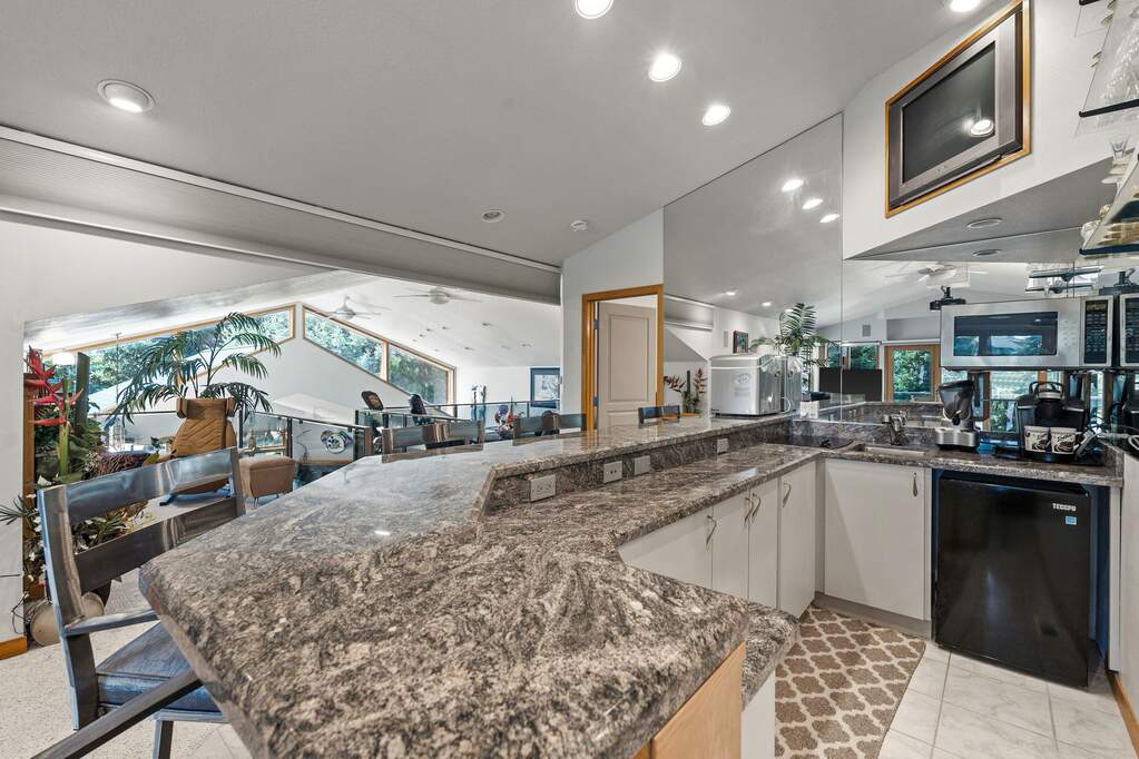 3 Bedroom Single Family Home/House's Image 32