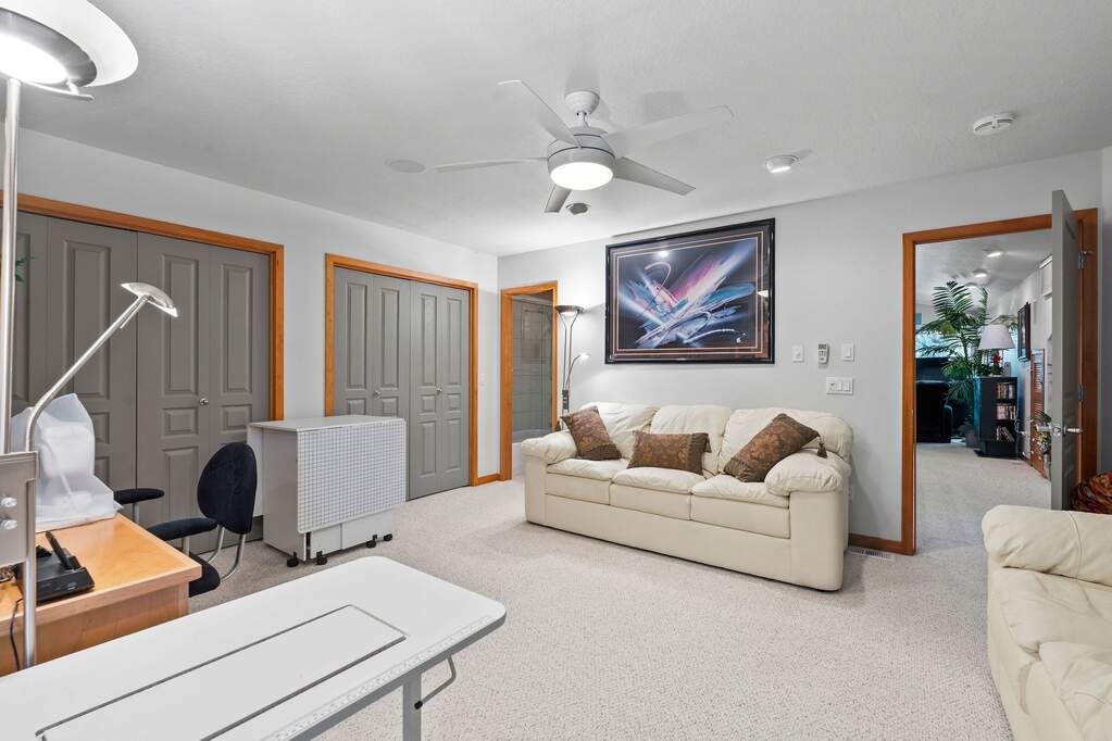 3 Bedroom Single Family Home/House's Image 40