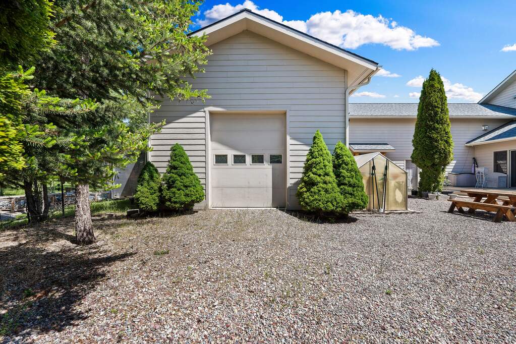 3 Bedroom Single Family Home/House's Image 53